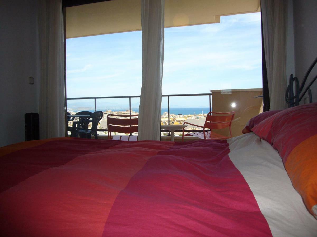 Descansa Y Disfruta De Las Mejores Playas Arenales del Sol Luaran gambar